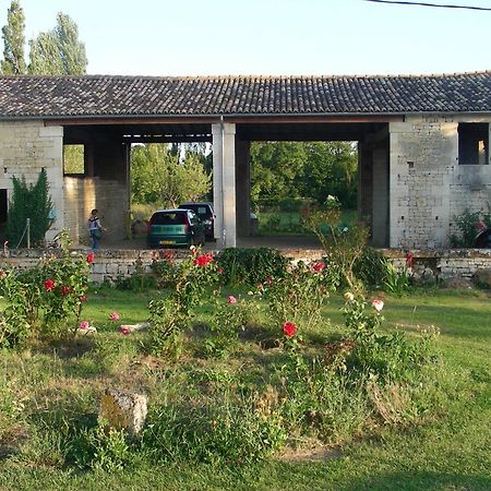 Chambres D'Hotes Entre Niort Et Marais Poitevin Bessines Extérieur photo