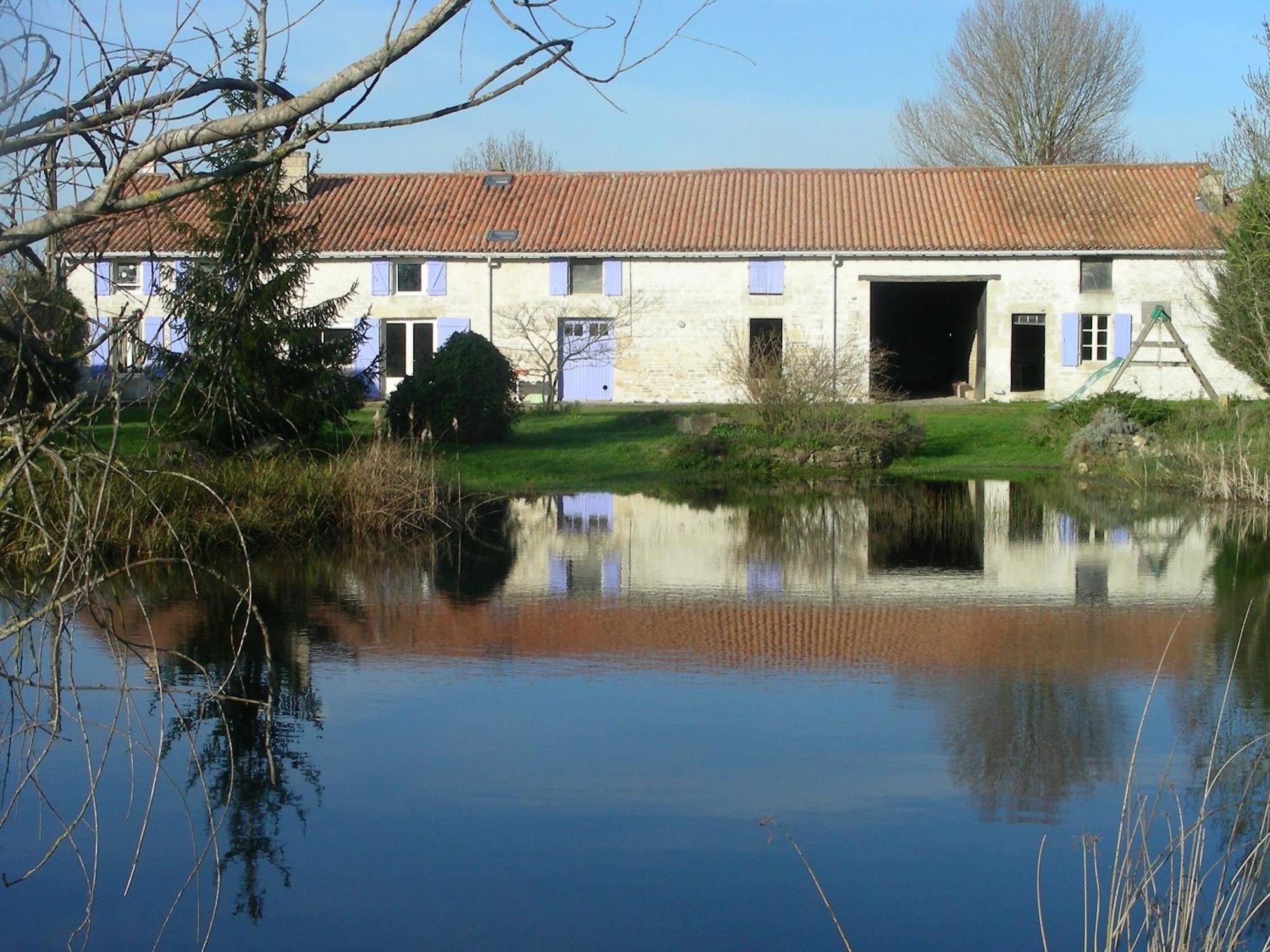 Chambres D'Hotes Entre Niort Et Marais Poitevin Bessines Extérieur photo